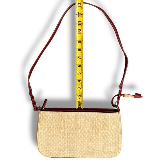 VTG Etienne Aigner Woven Straw & Cranberry Trim Shoulder Bag Wood Sandal Fob - Picture 14 of 14
